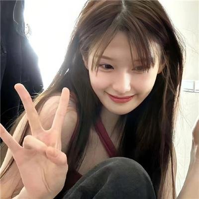 踉跄的女孩
