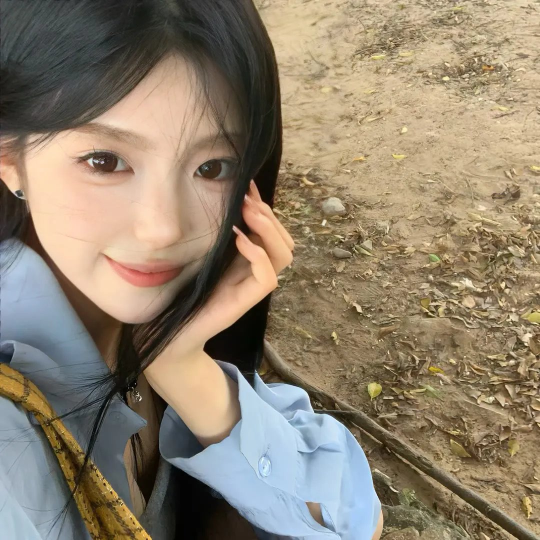 在那河畔青草青